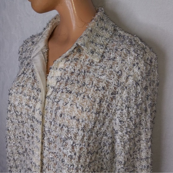 St. John Cream Boucle Knit Textured Sheer Shirt / Jacket sz 12 old money preppy - Picture 15 of 16